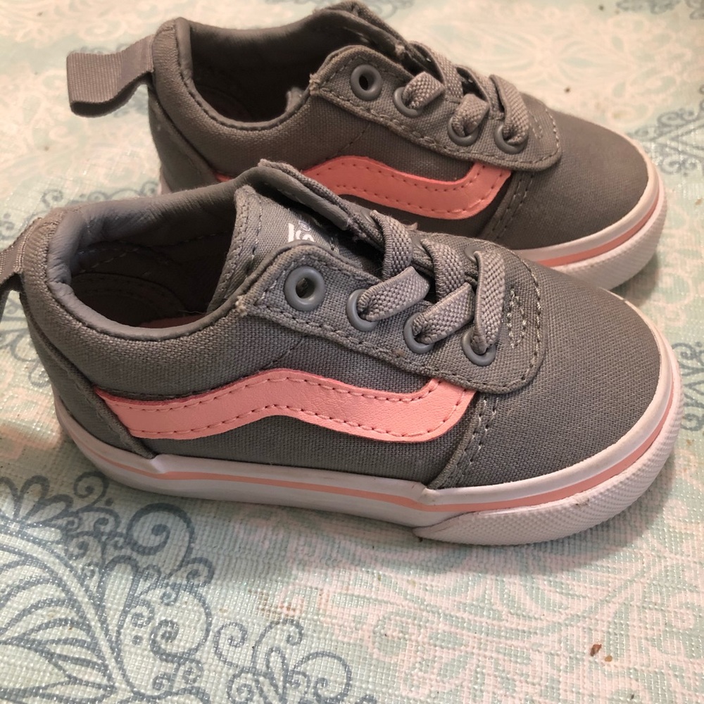 Toddler girls grey and pink vans size 3.5